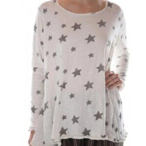 MAGNOLIA PEARL Galaxy Dylan Star Print Distressed Top